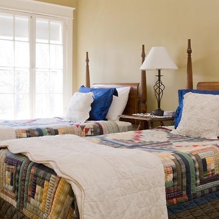 Inn On The Green Middlebury Bilik gambar
